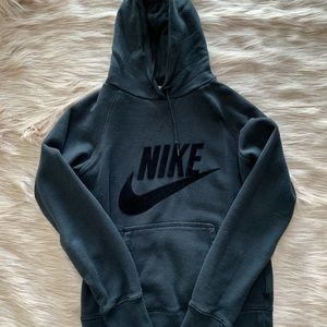 Black Nike Hooded Sweatshirt